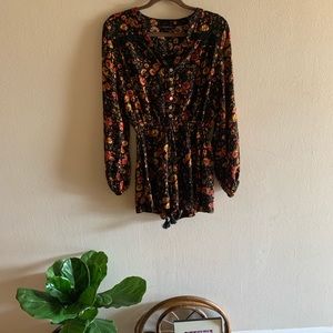 Olivaceous romper